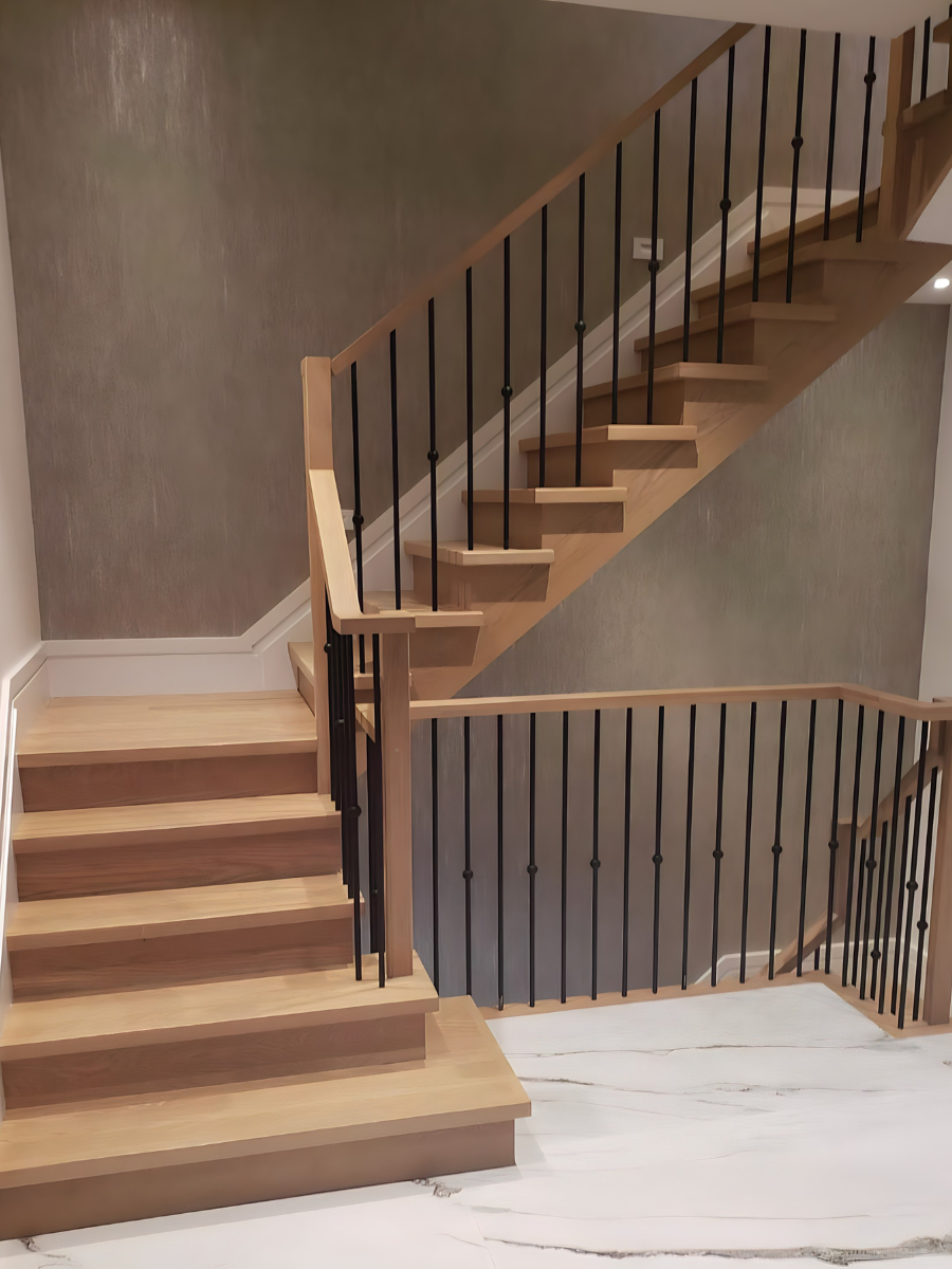 Noir Single Sphere Baluster